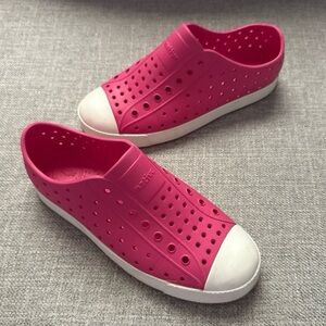 Native Shoes Kids' Jefferson Slip-On Shoe

Size - J3